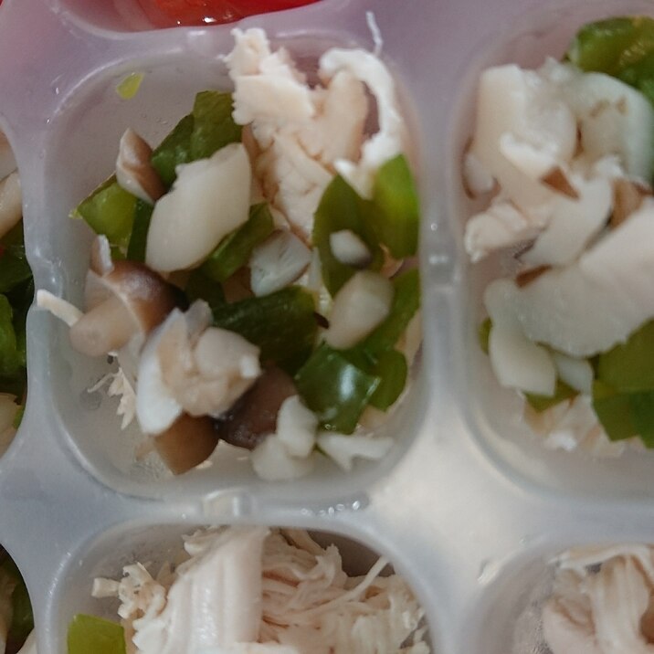 離乳食完了期 ささみとしめじ炒め レシピ 作り方 By ぱちくりさん 楽天レシピ 離乳食完了期 ささみとしめじ炒め レシピ 作り方 By ぱちくりさん 楽天レシピ